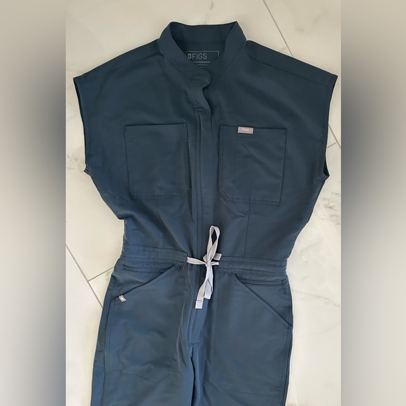 Figs Rafaela Cargo Scrubs Jumpsuit - Picture 2 of 6